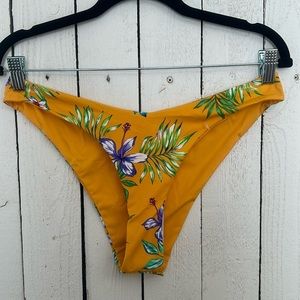 Tinibikini Women’s Swim